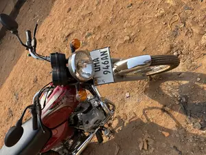 New Bajaj Boxer 2025 Red
