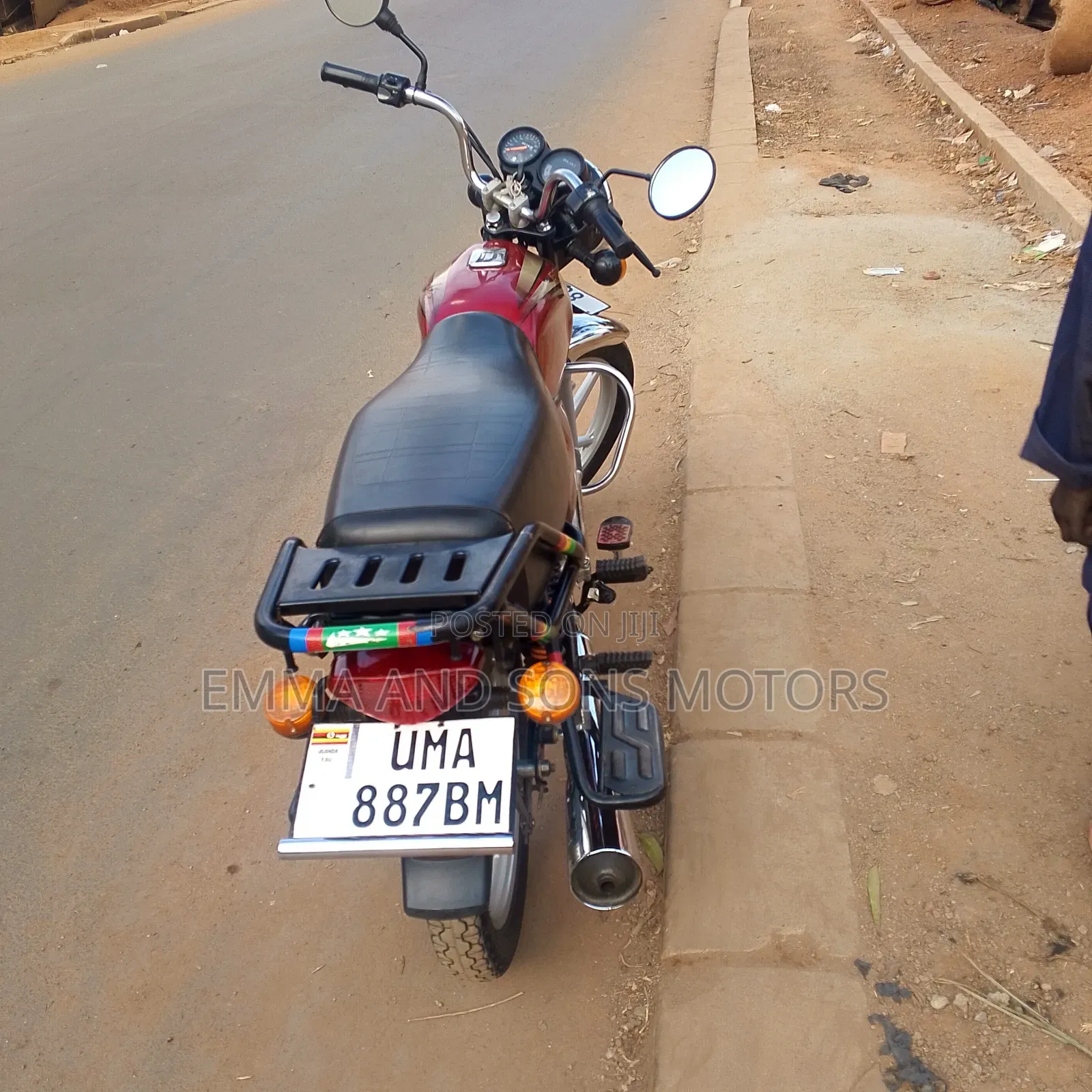 Bajaj Boxer 2025 Red