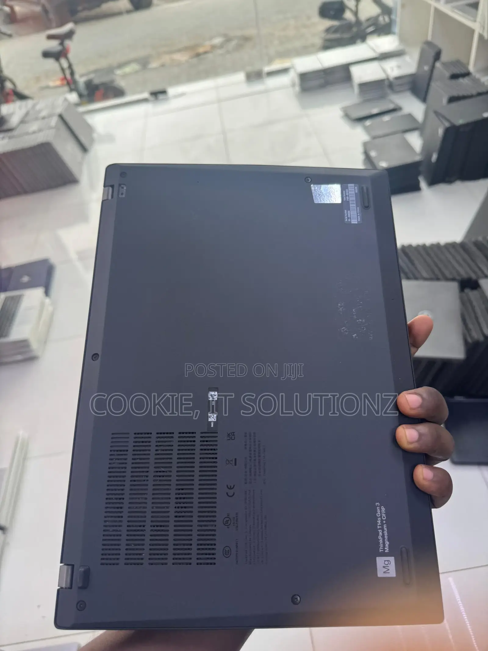 Lenovo Thinkpad T14s Gen 2 16GB Intel Core I7 SSHD (Hybrid) 512GB