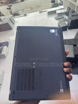 Lenovo Thinkpad T14s Gen 2 16GB Intel Core I7 SSHD (Hybrid) 512GB