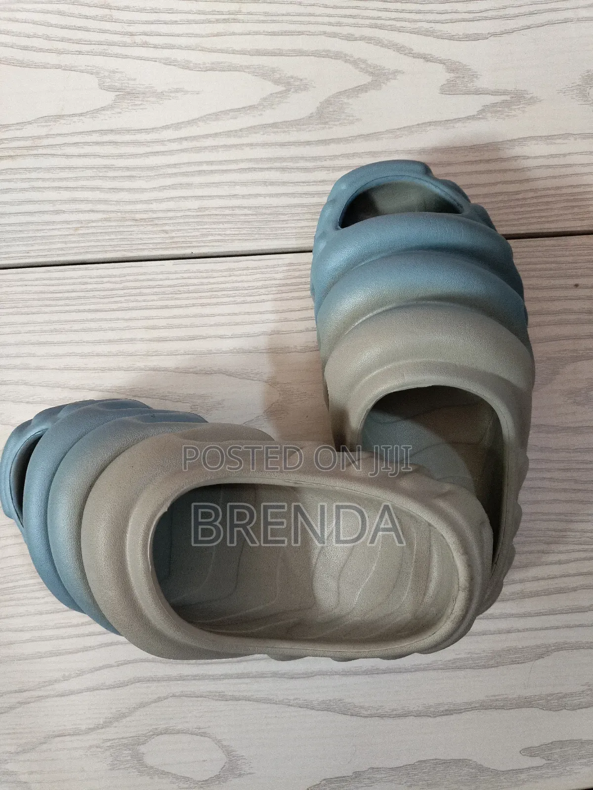 Brand New Size 33 Crocs