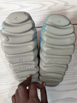 Brand New Size 33 Crocs