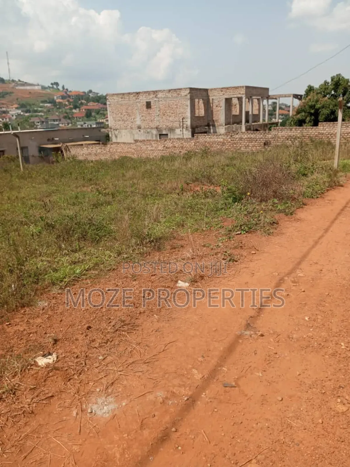 Sonde Misindye Hill View 50x100 Plot for Sale.