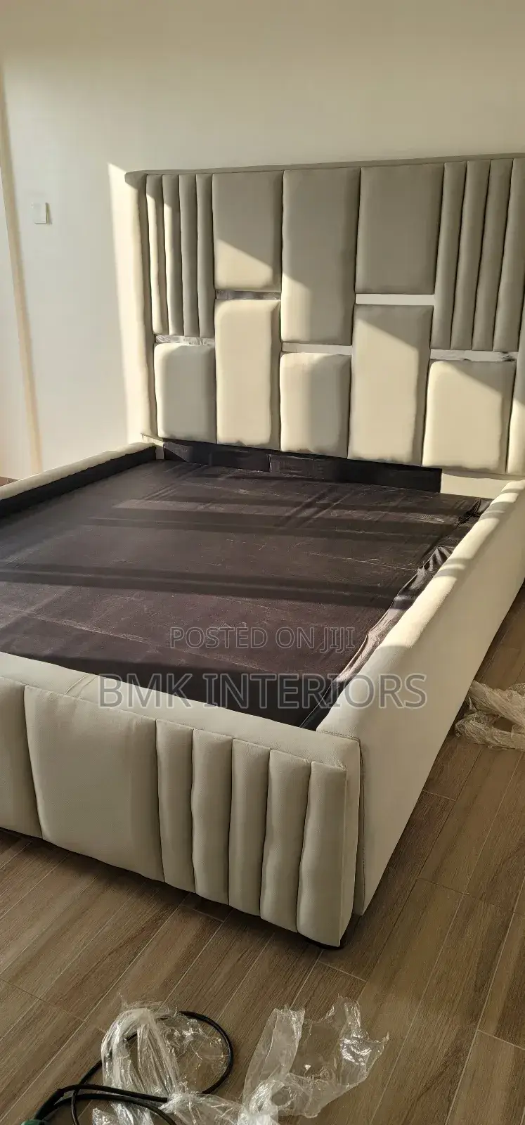 Exctive Kig Bed