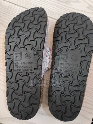 Brand New Strong Ladies Shoes Size 39