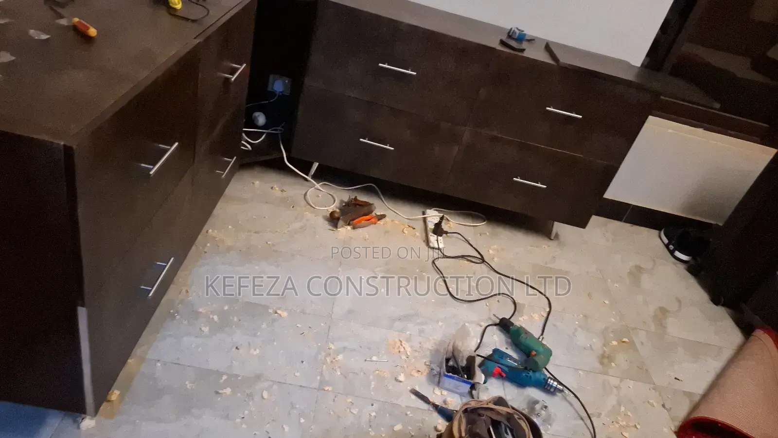 Corner Drawer Closet Customised