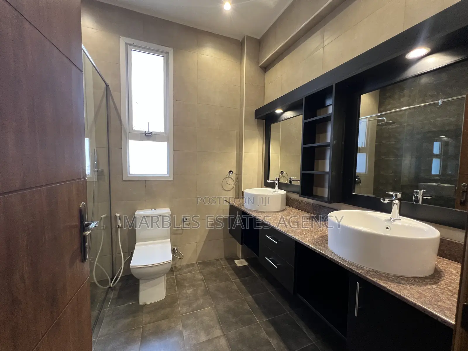 Furnished 4bdrm Apartment in Kololo, Central Division for rent