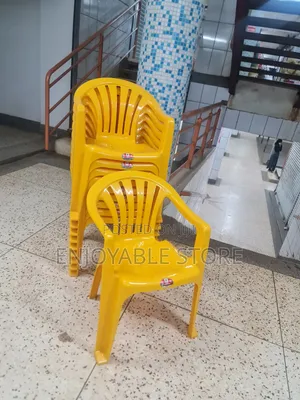 Plastic Chairs Yellow Plastic Chairs