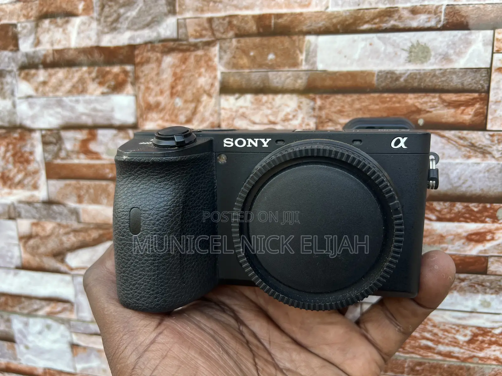 Sony A6600 Body Only Quick Sale