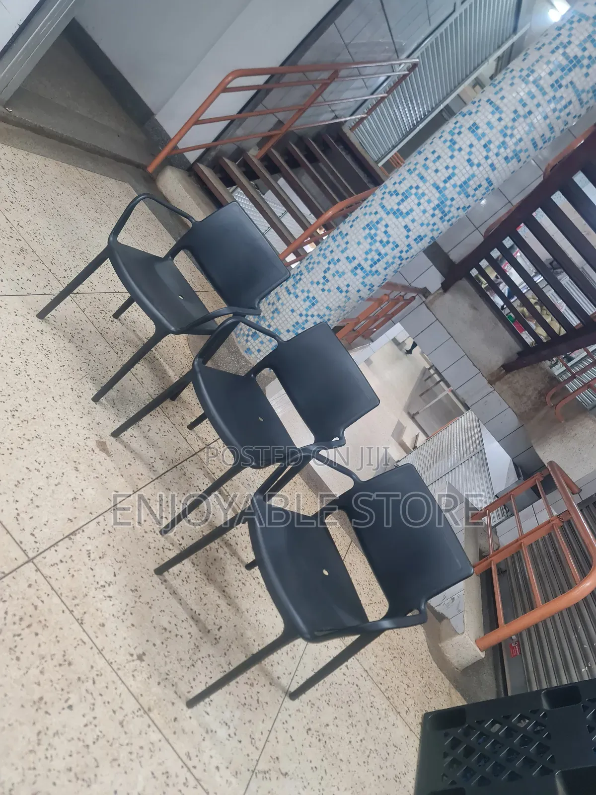 Blacken Plastic Chairs Plastic Chairs