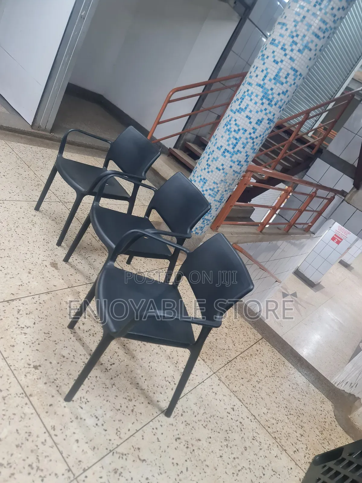 Blacken Plastic Chairs Plastic Chairs
