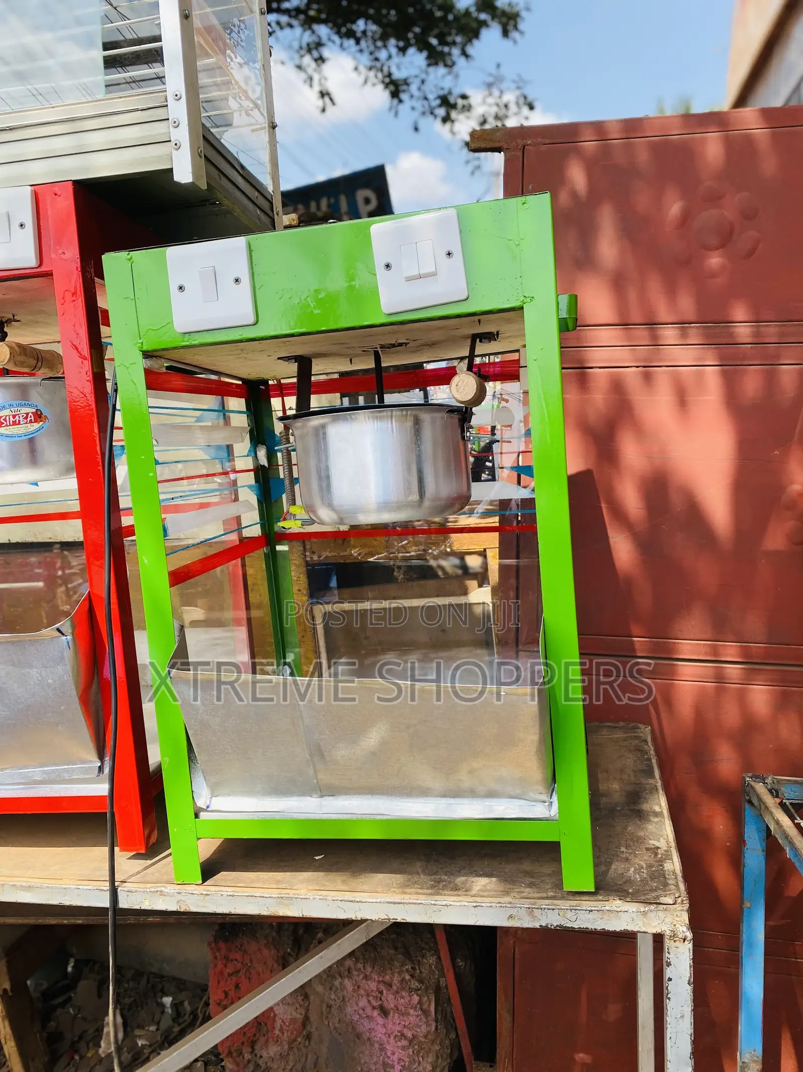 Lax / Popcorn Machine / Electric/Tapped Clear