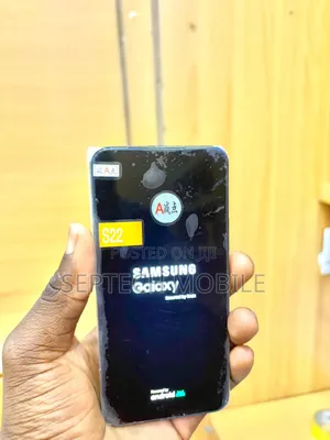New Samsung Galaxy S22 5G 128 GB Green