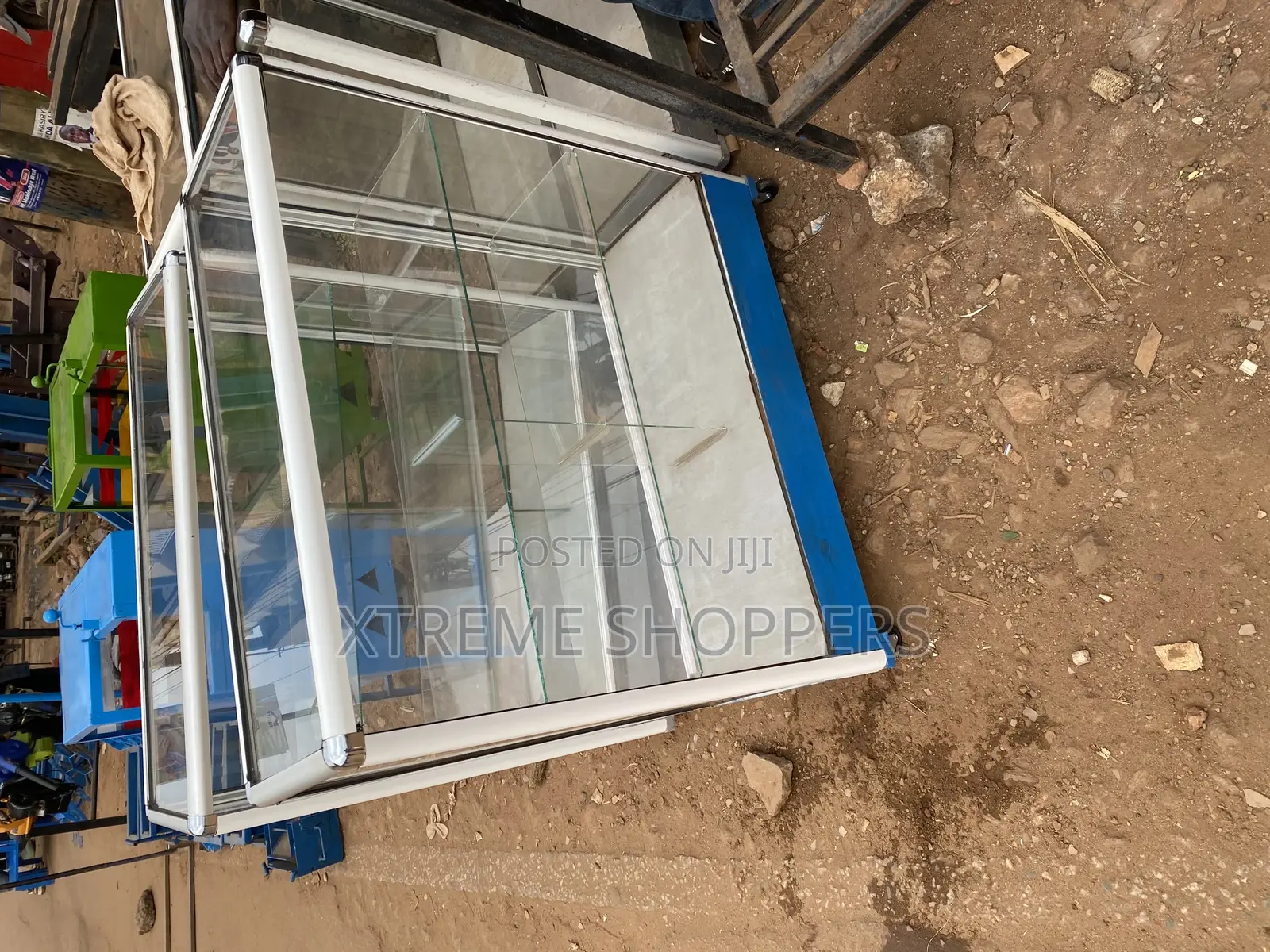 Ach / Displayed Counter / Glass / Phone Displat