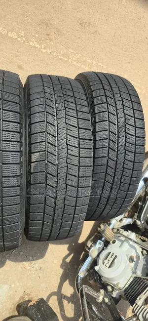 215/65r16 Good Used Tyres in Dunlop Brand