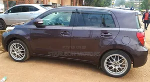 Toyota IST 2011 Maroon