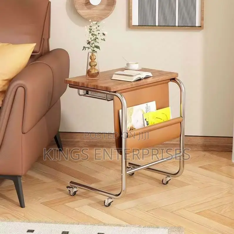 C-Shaped End/Side Table
