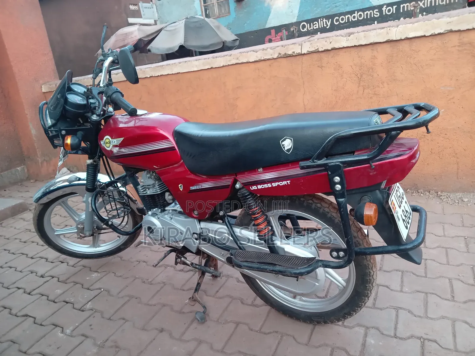 Bajaj Boxer 100 2025 Red