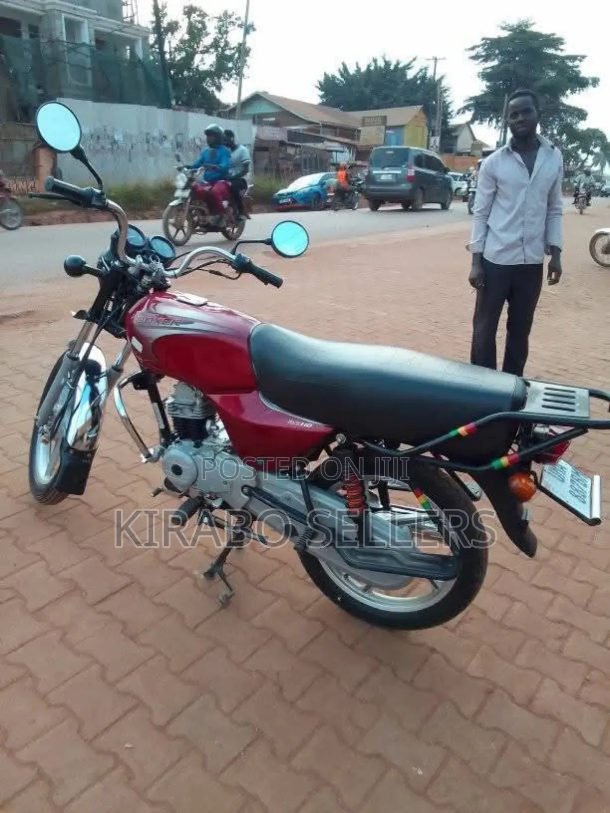 New Bajaj Boxer 100 2025 Red