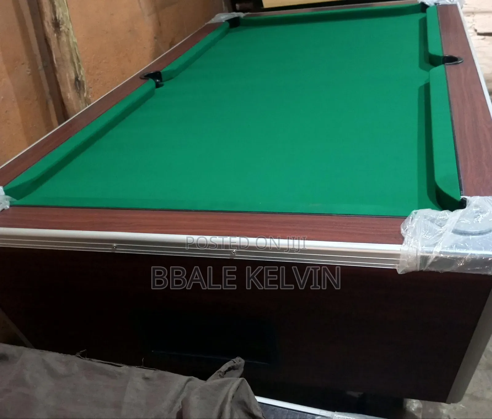 Standard Board Commercial Pool Table Brown
