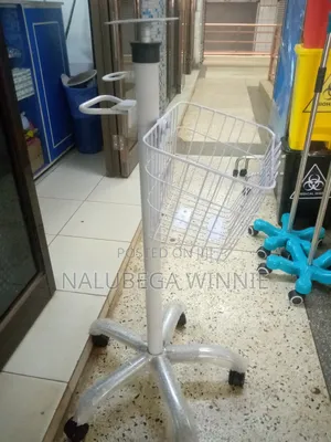 Patients Monitor Stand