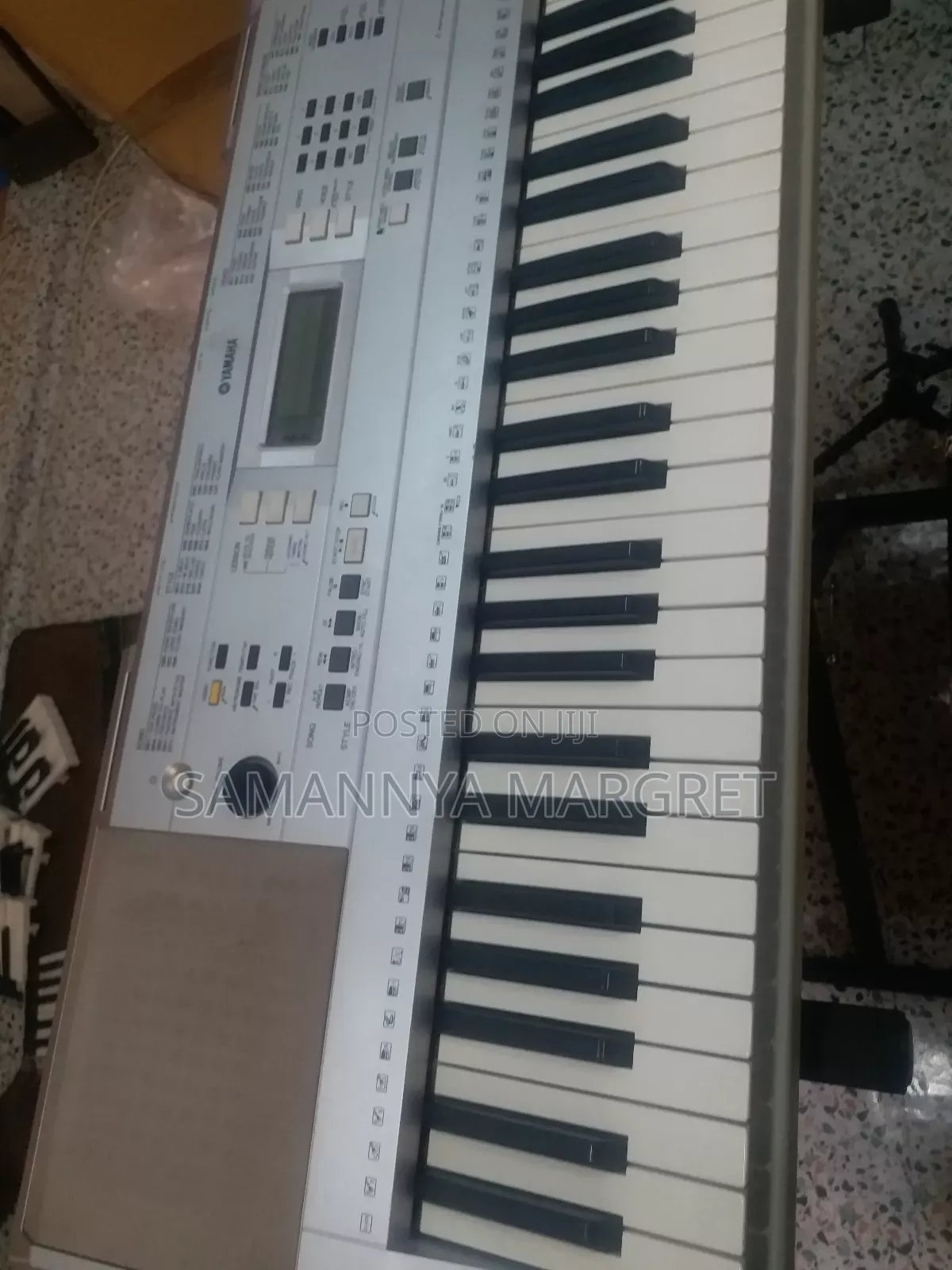 Yamaha Keyboard