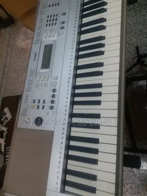 Yamaha Keyboard
