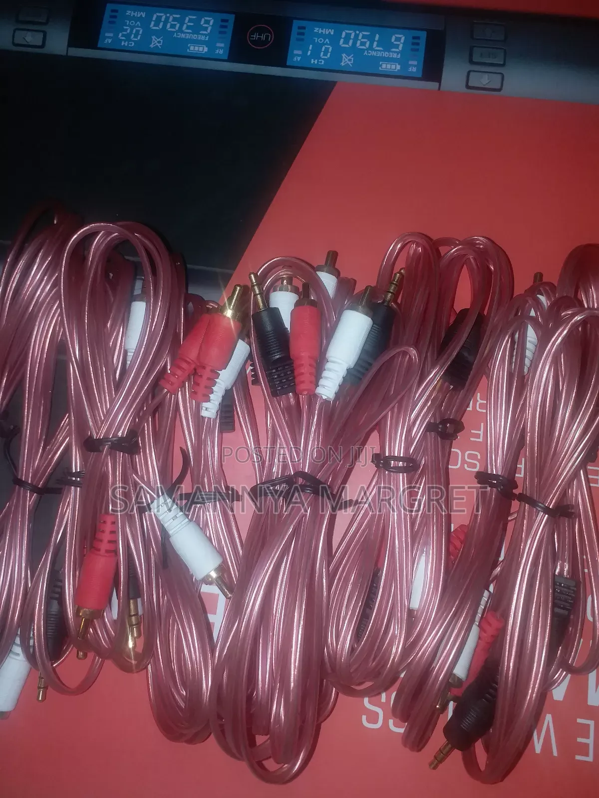 Jack to Banana Pins