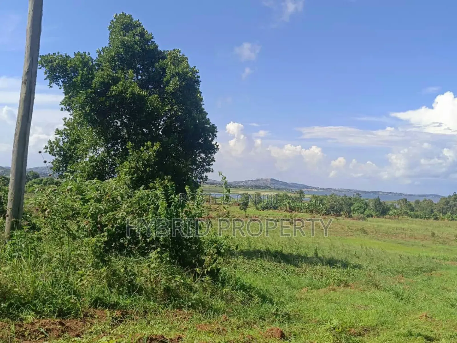 5acres Of Prime Land For Sale At Bwerenga~Kawuku Lake Touch.