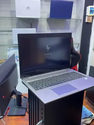 New Laptop HP ZBook 15u G5 32GB Intel Core i7 SSHD+SSD 512GB