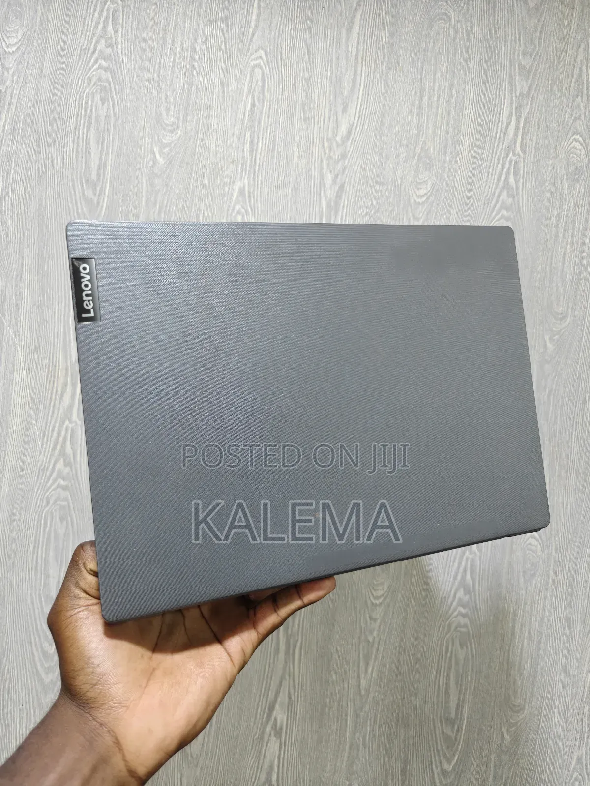 Laptop Lenovo IdeaPad 110 4GB Intel Celeron HDD+SSD 500GB