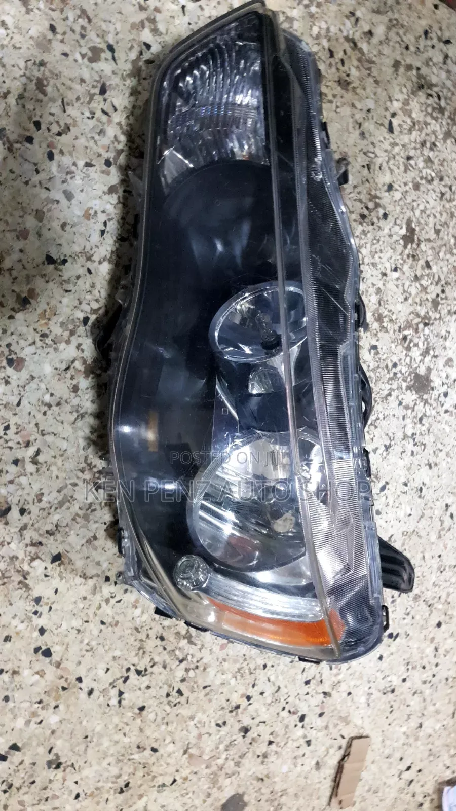 Mitsubishi Outlander 2011 - 2013 Headlamp