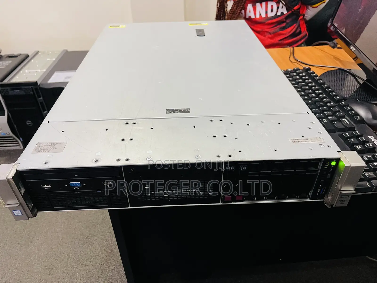 Server HP ProLiant DL380 Gen9 128GB Intel Xeon HDD+SSD 500GB