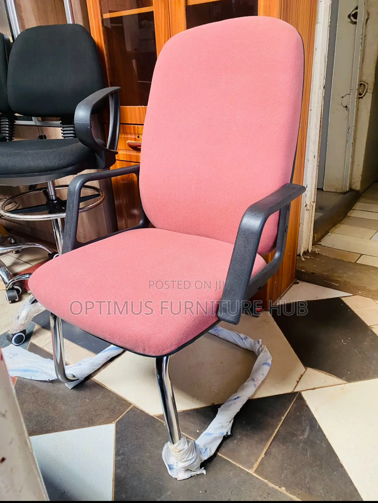 Visitor Chair