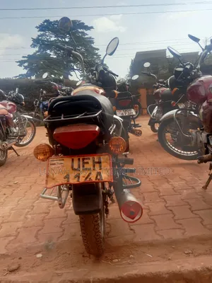 Bajaj Boxer 2020 Red