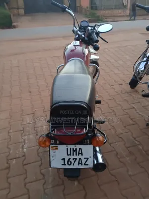 Bajaj Boxer 100 2025 Red
