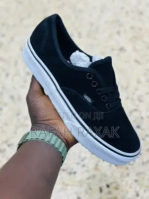 Original Black/White Suede Vans Off The Wall Sneakers