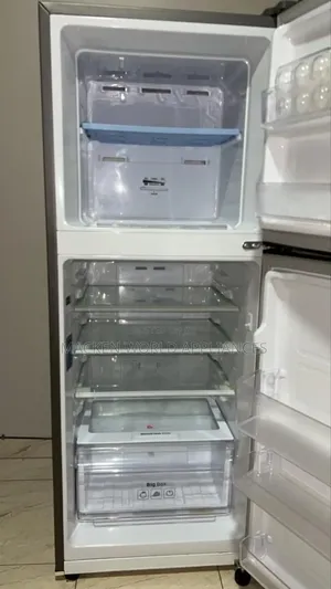 260l Samsung Double Door Fridge Slightly Used