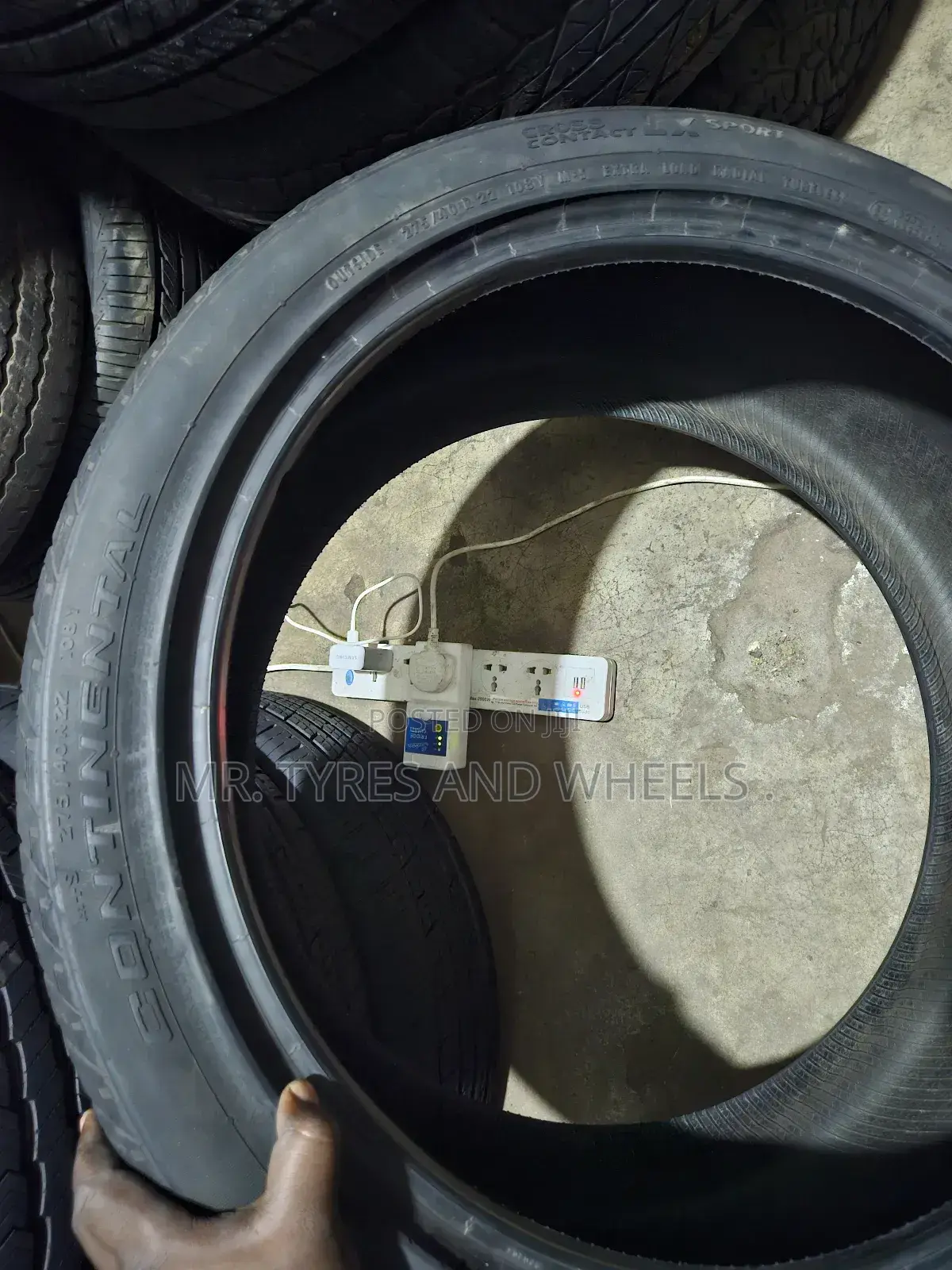 275 40 R22 Continental Japan Max Quality 