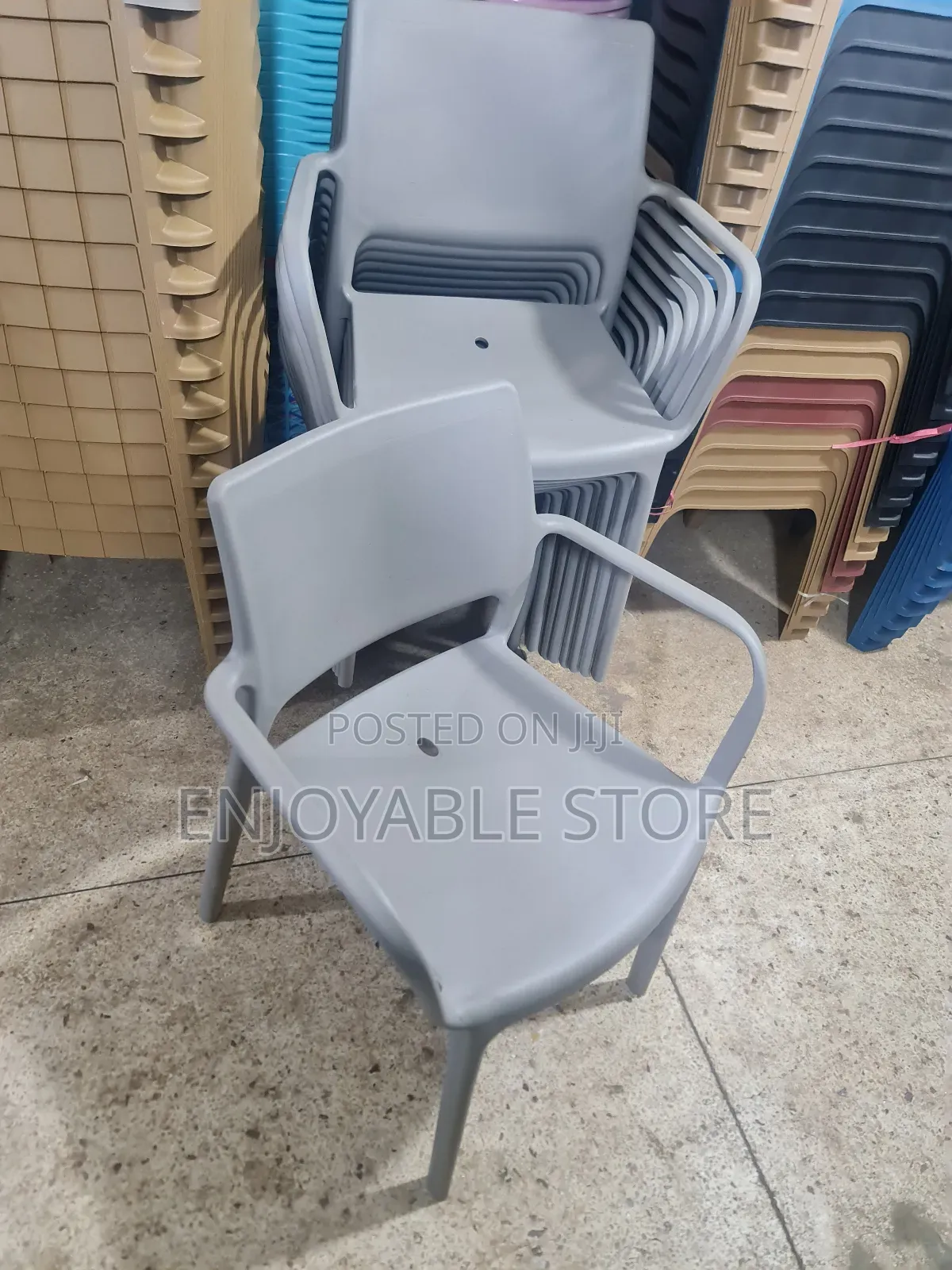 Usually Plastic Chairs Plastic Chairs Gret