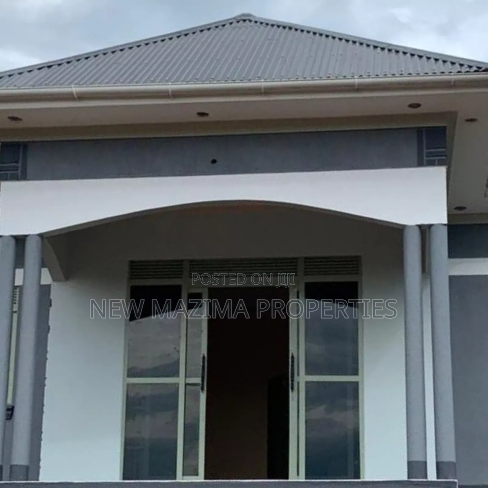 4bdrm Bungalow in Katende Masaka Rd, Central Division for sale