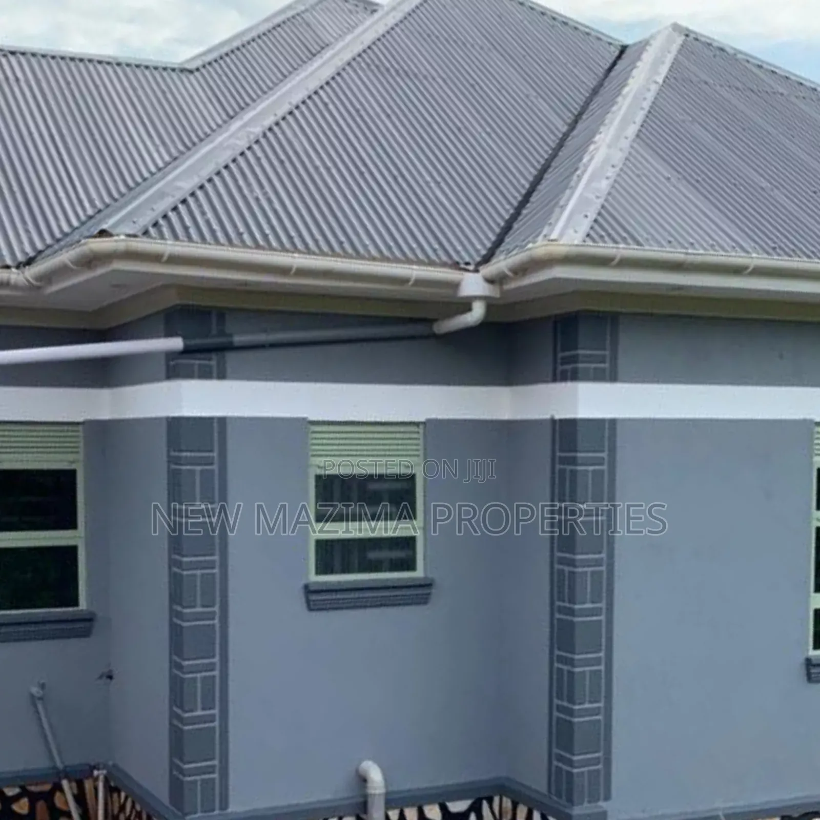 4bdrm Bungalow in Katende Masaka Rd, Central Division for sale
