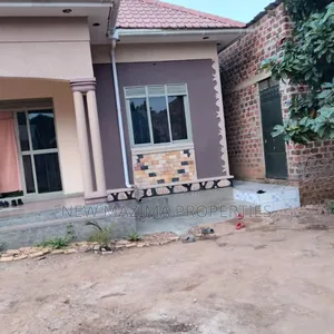 3bdrm Bungalow in Kawempe Kawanda, Central Division for sale