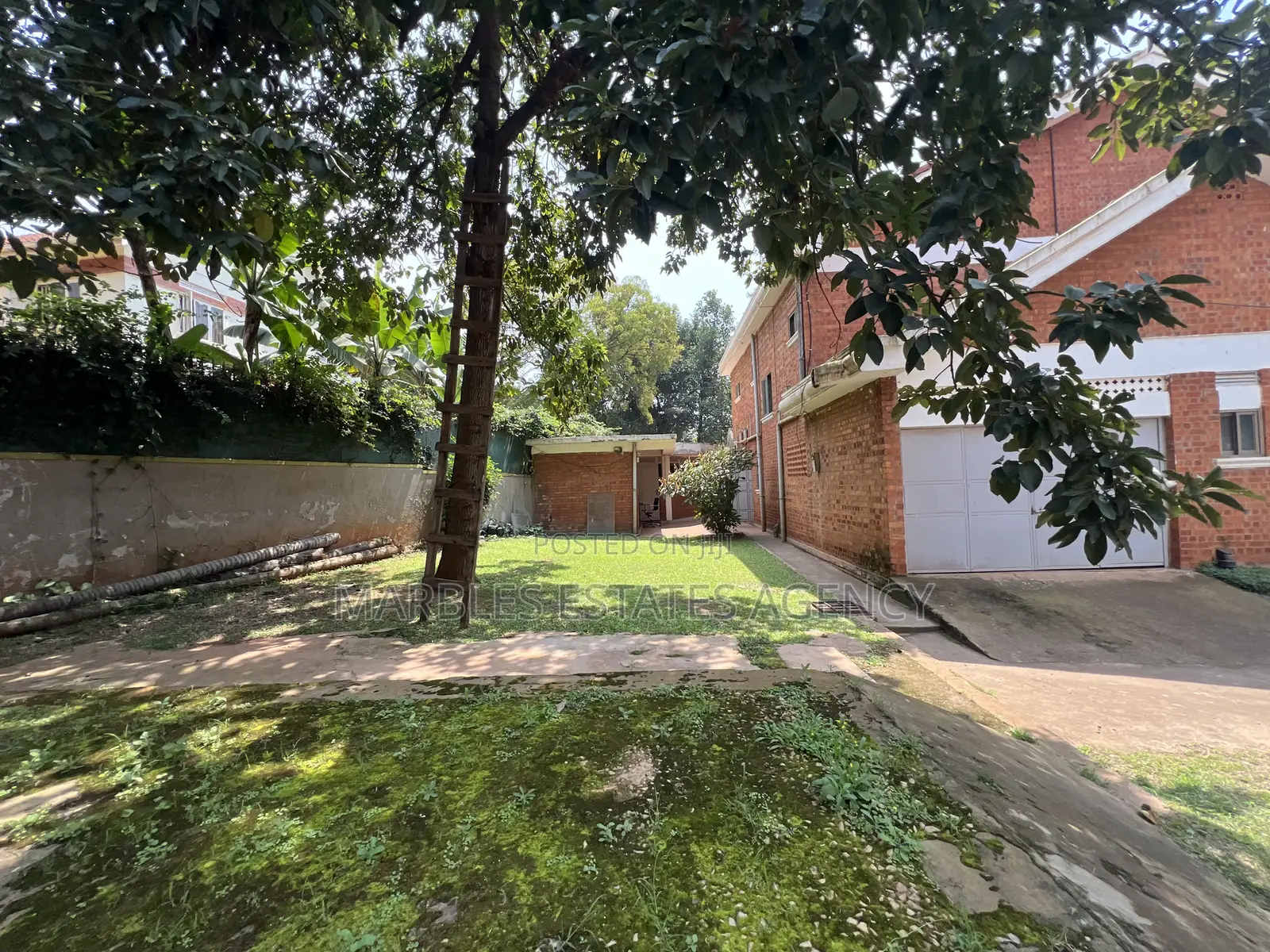 7bdrm House in Naguru, Central Division for sale