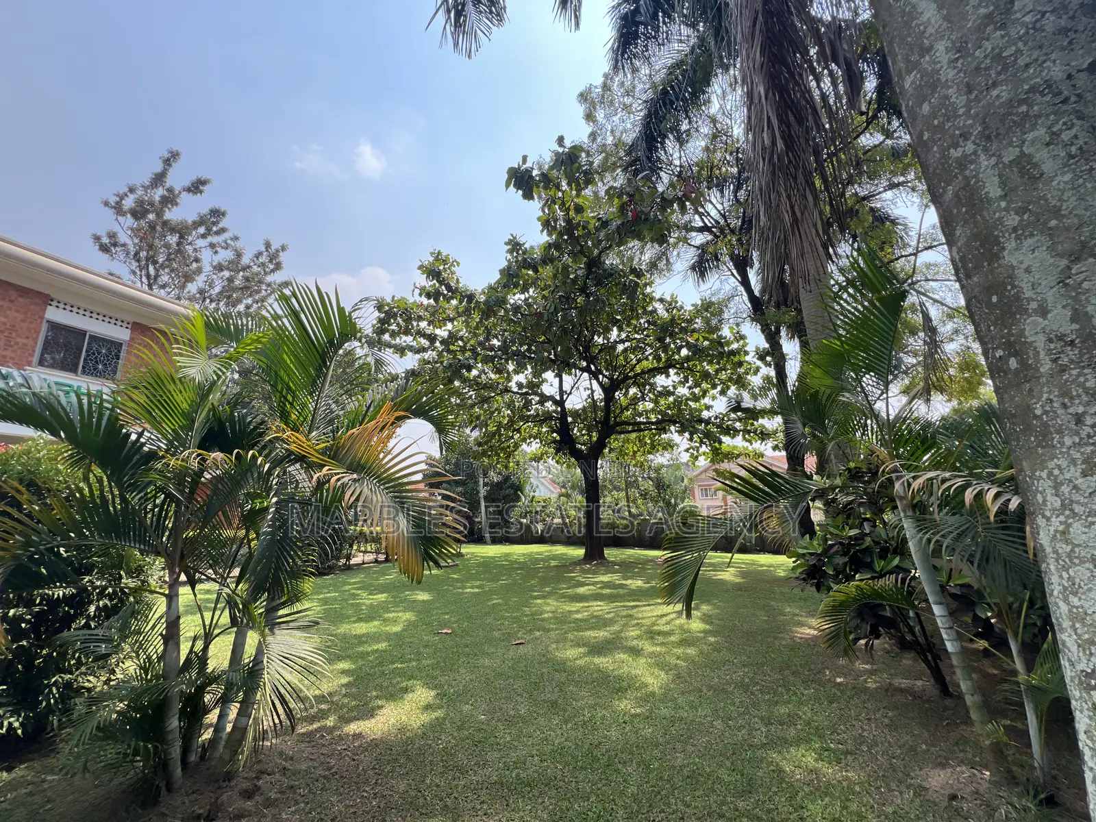 7bdrm House in Naguru, Central Division for sale