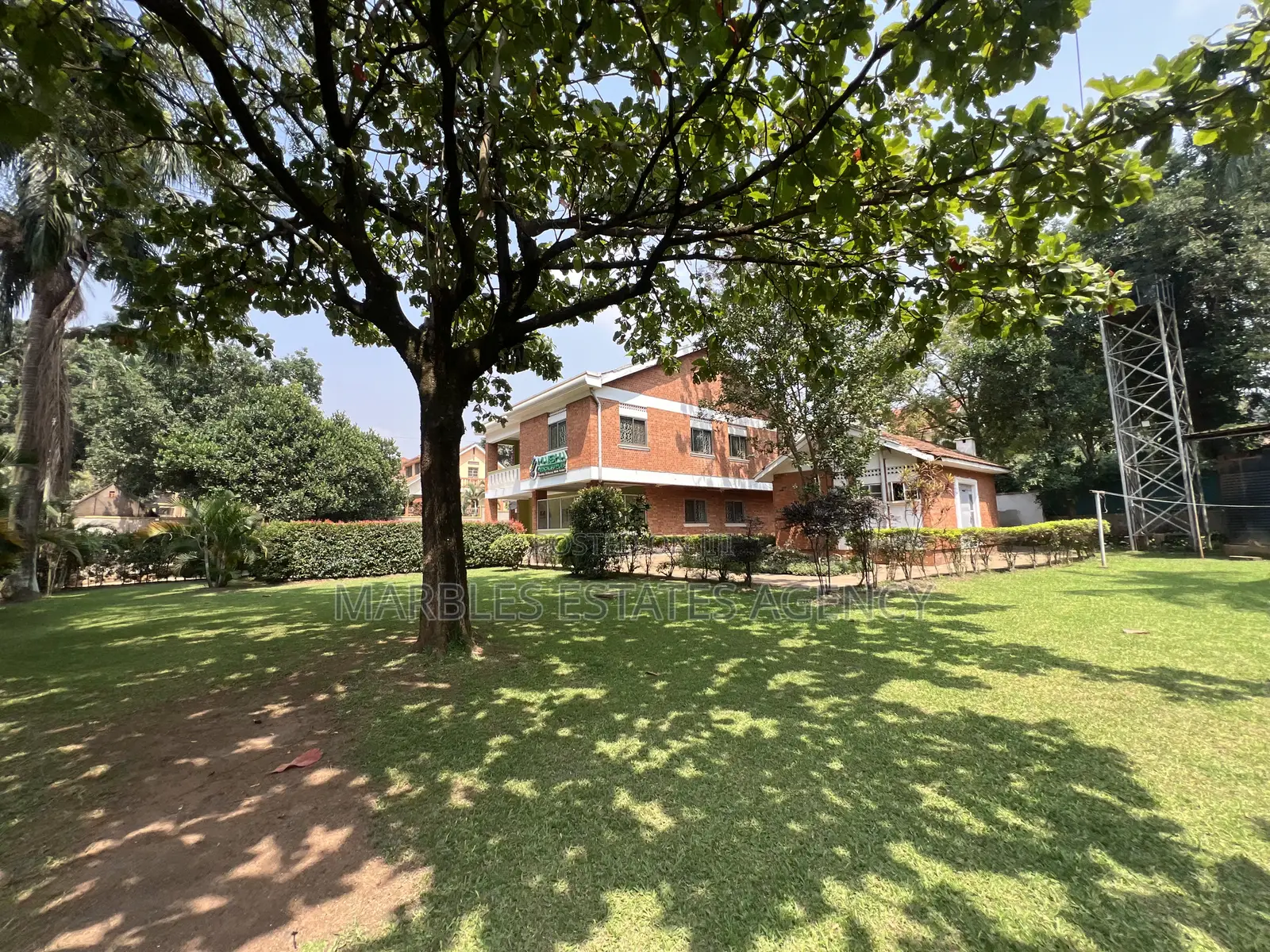 7bdrm House in Naguru, Central Division for sale