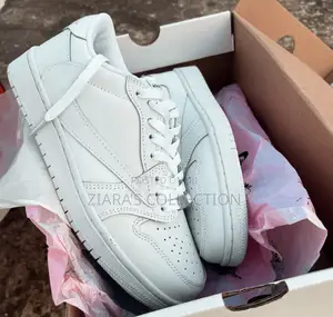 Nike Air Jordan 1 Low Retro Ogz Sneakers