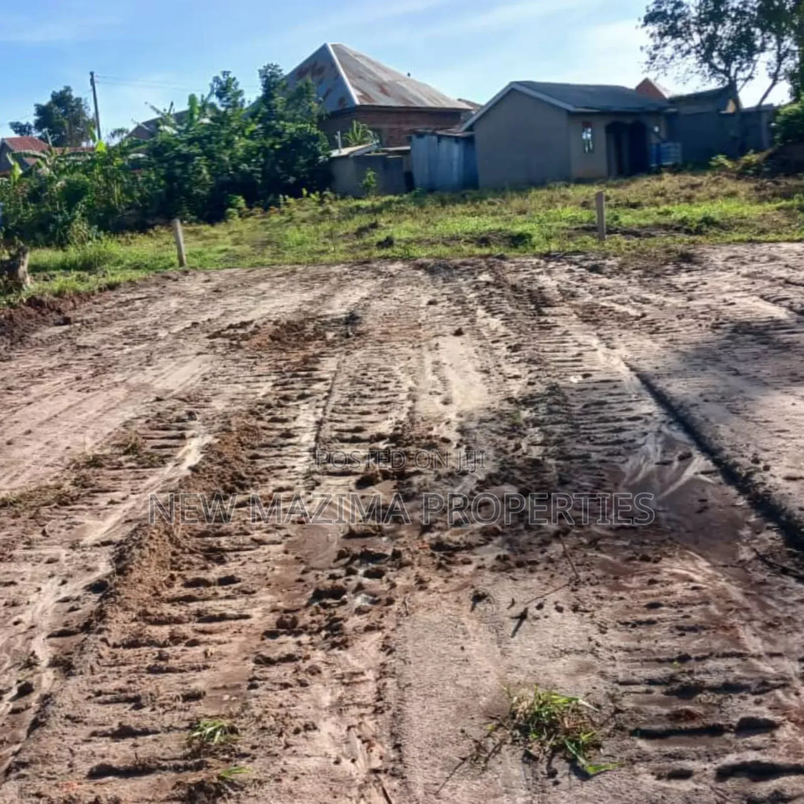 Beautiful Plots Gd Prices Quicksale Heart of Kyengera Nsangi