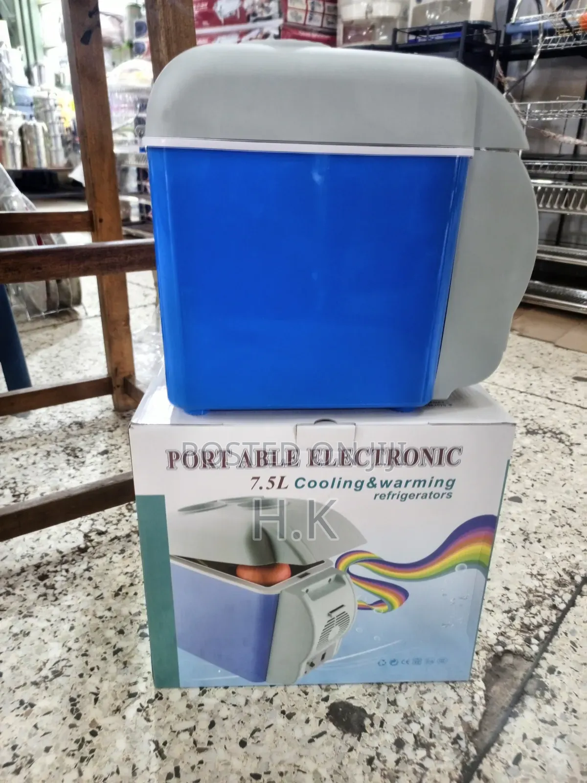 Portable Electronic 7.5l Cooling Warming Refrigerator