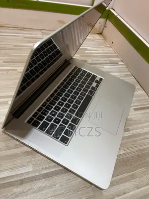 Laptop Apple MacBook Pro 8GB Intel Core I7 SSD 128GB